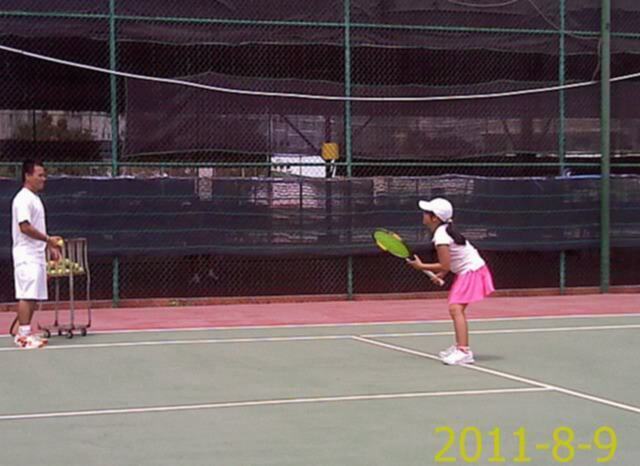 Tập tennis trẻ em..miễn phí..