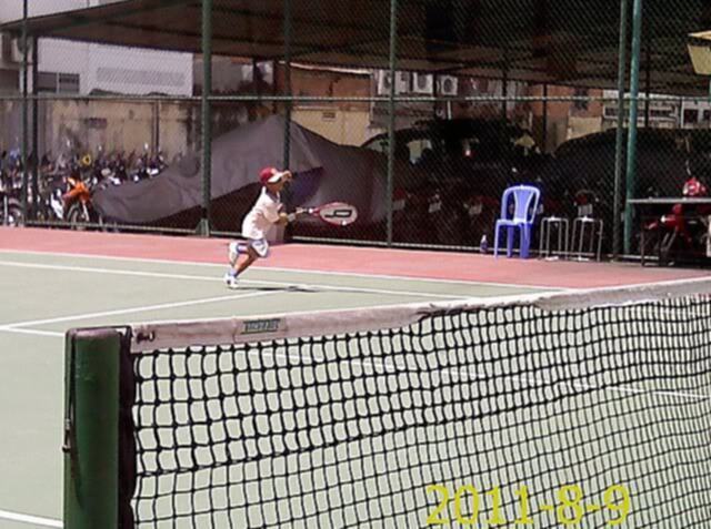 Tập tennis trẻ em..miễn phí..