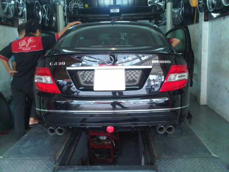 Brabus C230 mời các bác xem chơi!