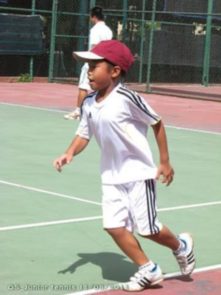 Tập tennis trẻ em..miễn phí..