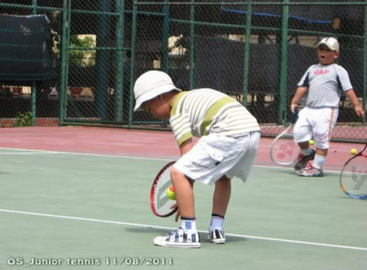 Tập tennis trẻ em..miễn phí..