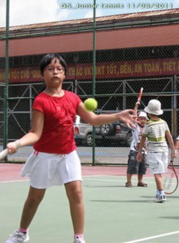 Tập tennis trẻ em..miễn phí..