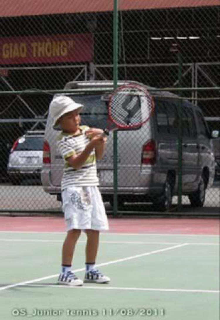 Tập tennis trẻ em..miễn phí..