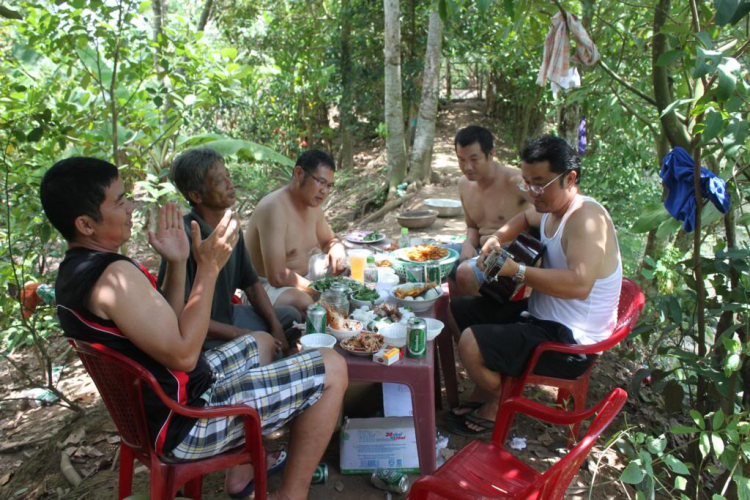 POST MẤY CÁI HÌNH THAM QUAN BẾN TRE, HÂM NÓNG TÍ NÀO (đã có hàng trang 2)