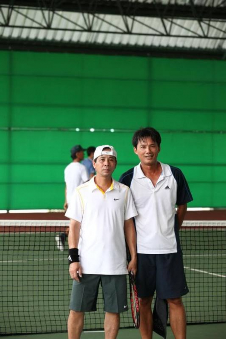 HÌNH ẢNH THI ĐẤU GIẢI TENNIS GIAO LƯU CÁC CHI HỘI OS LẦN II – BÌNH DƯƠNG 14/08/2011