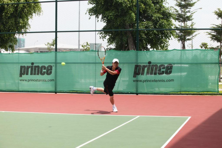 HÌNH ẢNH THI ĐẤU GIẢI TENNIS GIAO LƯU CÁC CHI HỘI OS LẦN II – BÌNH DƯƠNG 14/08/2011