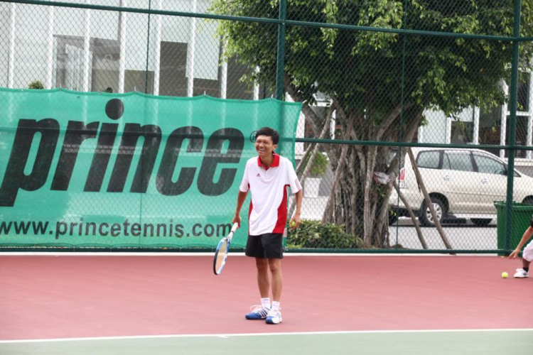 HÌNH ẢNH THI ĐẤU GIẢI TENNIS GIAO LƯU CÁC CHI HỘI OS LẦN II – BÌNH DƯƠNG 14/08/2011