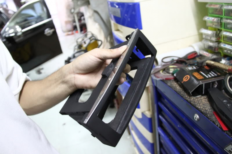 Nâng cấp hệ thống nghe nhìn cho Mercedes C200, phần 2 ở trang 7. Nâng cấp hệ thống nghe nhìn cho Mercedes C200, phần 2 ở trang 7.
