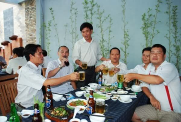 Mời các thành viên OS từ miền Trung vào đây ...