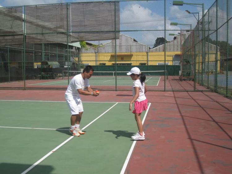 Tập tennis trẻ em..miễn phí..