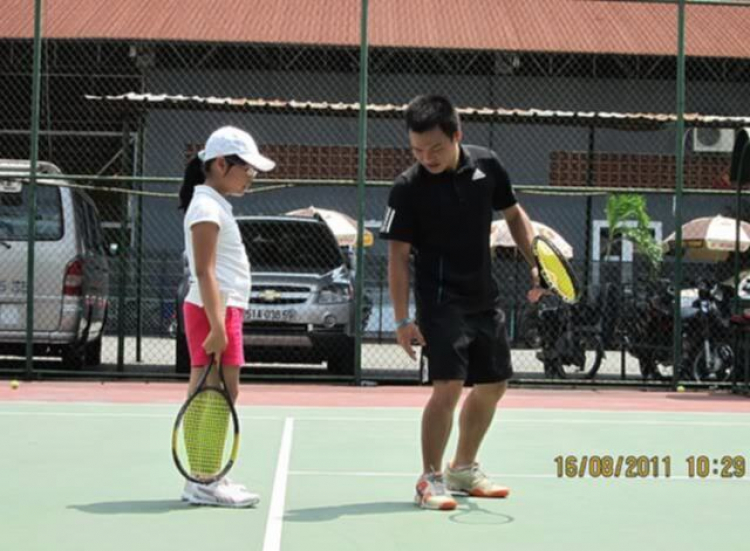 Tập tennis trẻ em..miễn phí..