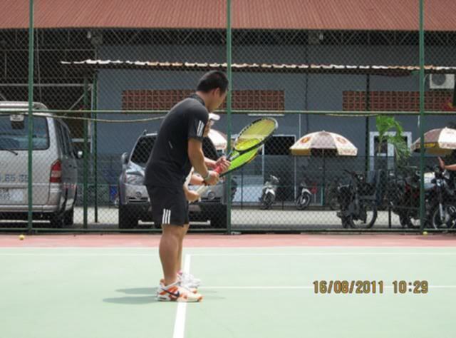 Tập tennis trẻ em..miễn phí..