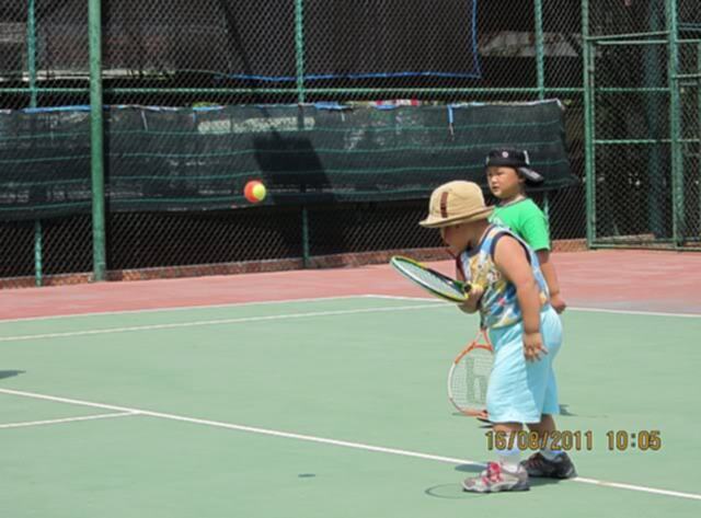 Tập tennis trẻ em..miễn phí..