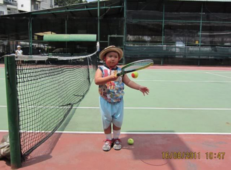 Tập tennis trẻ em..miễn phí..