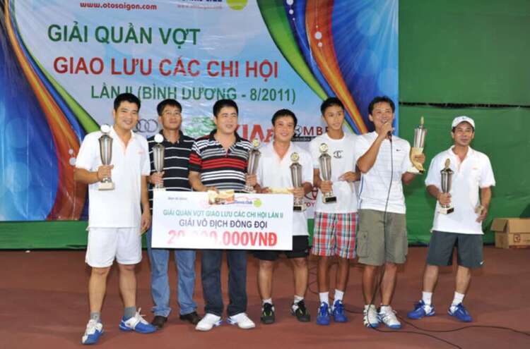 HÌNH ẢNH THI ĐẤU GIẢI TENNIS GIAO LƯU CÁC CHI HỘI OS LẦN II – BÌNH DƯƠNG 14/08/2011