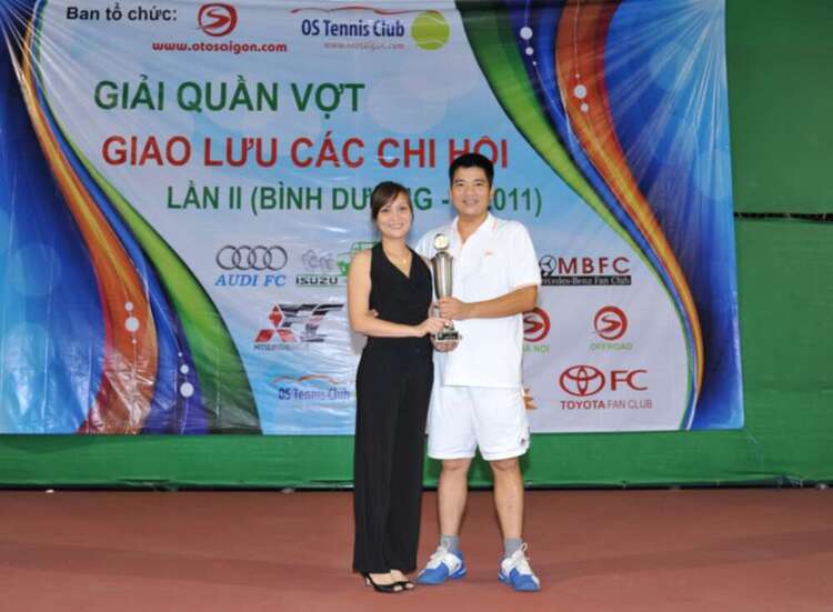 HÌNH ẢNH THI ĐẤU GIẢI TENNIS GIAO LƯU CÁC CHI HỘI OS LẦN II – BÌNH DƯƠNG 14/08/2011