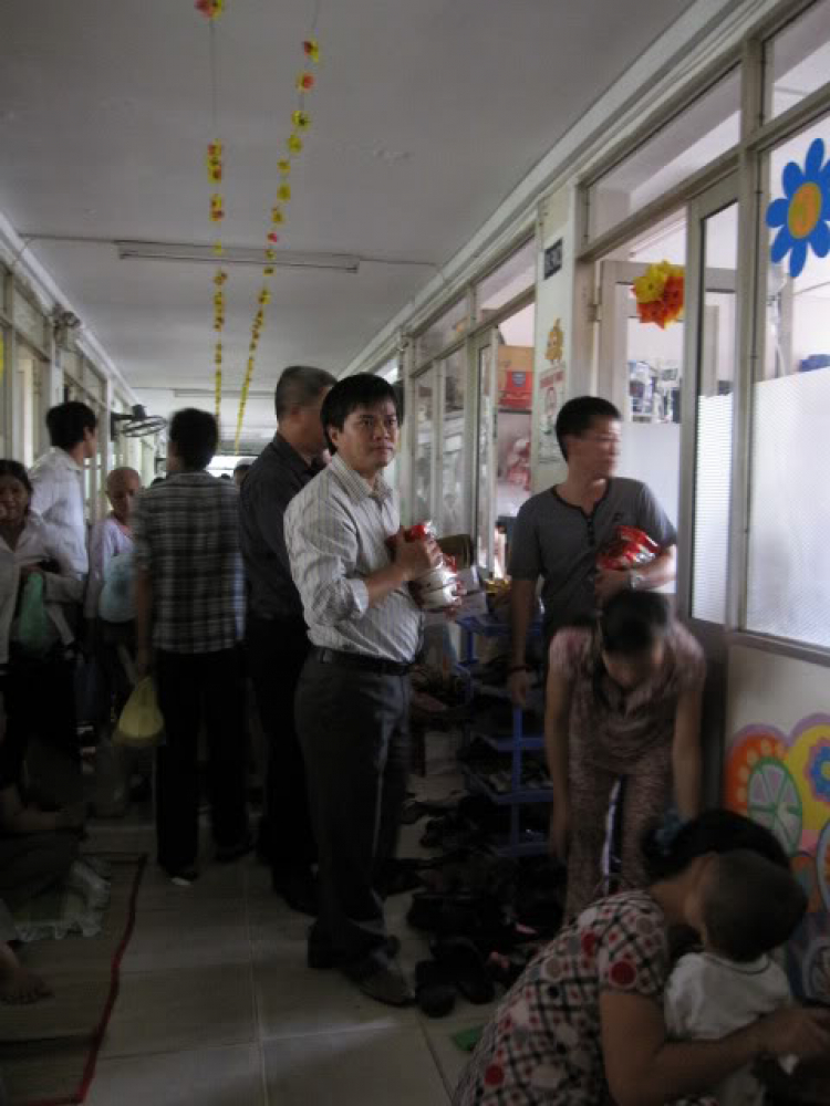Tháng Vu Lan đi làm từ thiện. (Update trang 1) Tháng Vu Lan đi làm từ thiện. (Update trang 1)