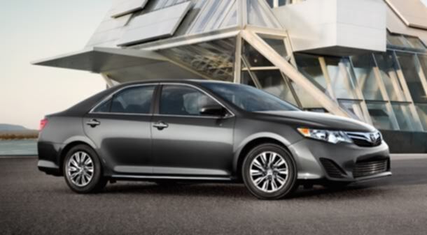 Toyota Camry thế hệ mới chính thức trình làng