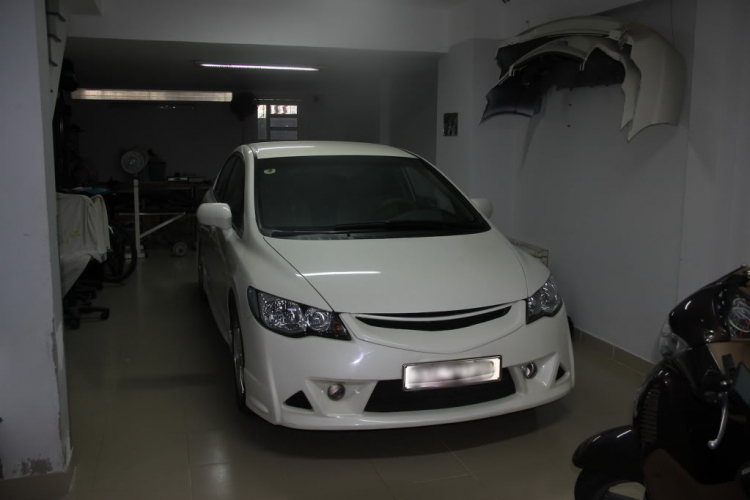 Tư vấn giúp giá bán HONDA CIVIC MT1.8