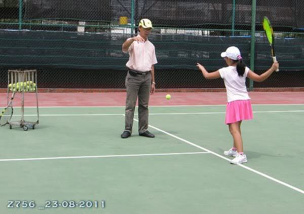 Tập tennis trẻ em..miễn phí..