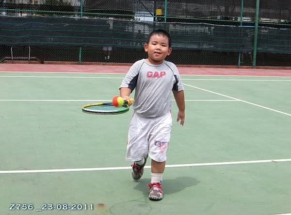 Tập tennis trẻ em..miễn phí..