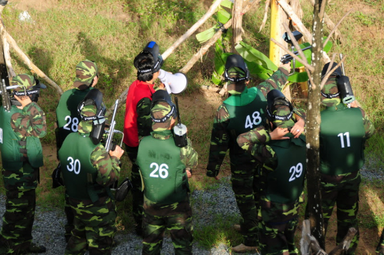 Rủ rê bắn painball - chủ nhật 25/09 (hình ảnh ngày 28/8 trang 9,10) Rủ rê bắn painball - chủ nhật 25/09 (hình ảnh ngày 28/8 trang 9,10)
