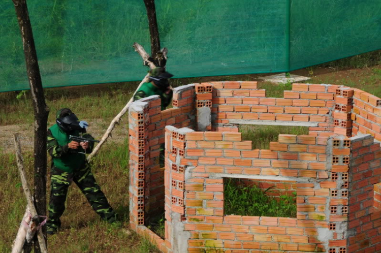 Rủ rê bắn painball - chủ nhật 25/09 (hình ảnh ngày 28/8 trang 9,10)