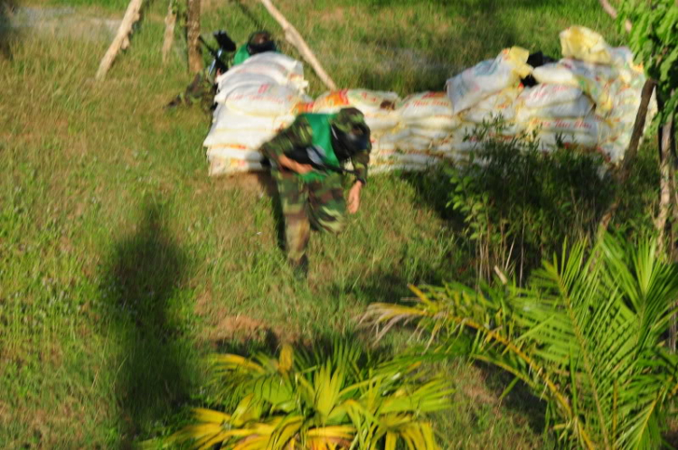 Rủ rê bắn painball - chủ nhật 25/09 (hình ảnh ngày 28/8 trang 9,10)