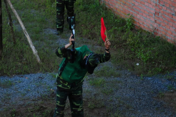 Rủ rê bắn painball - chủ nhật 25/09 (hình ảnh ngày 28/8 trang 9,10)