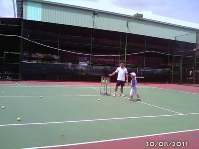 Tập tennis trẻ em..miễn phí.. Tập tennis trẻ em..miễn phí..