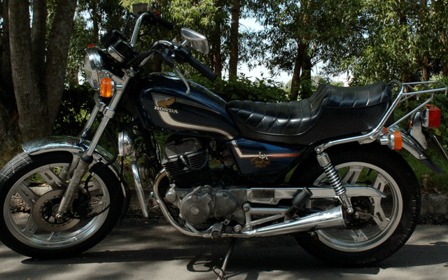 THành lập Hội những người mê và chơi xe Motor Honda LA 250cc
