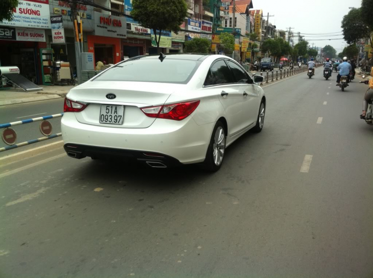 "BL" tập tành độ tí công suất cho Hyundai Sonata White in D1 Workshop