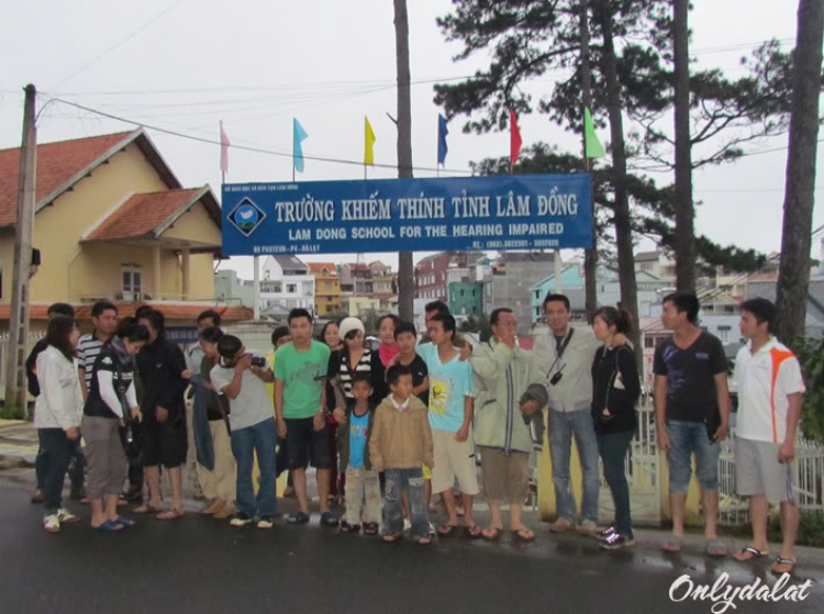 Chuyến từ thiện Đà Lạt – ngày 09-10-11 tháng 09 năm 2011 Chuyến từ thiện Đà Lạt – ngày 09-10-11 tháng 09 năm 2011