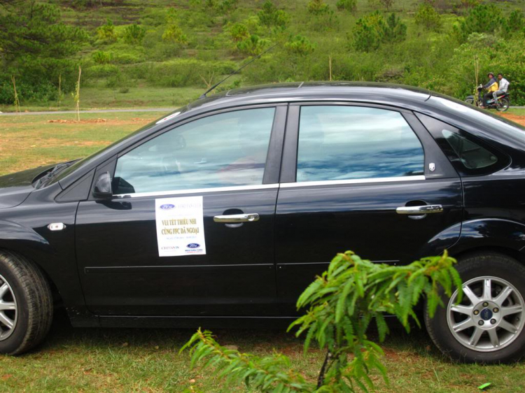 FOCUS 5door 1.8 -AT 2010 màu đen