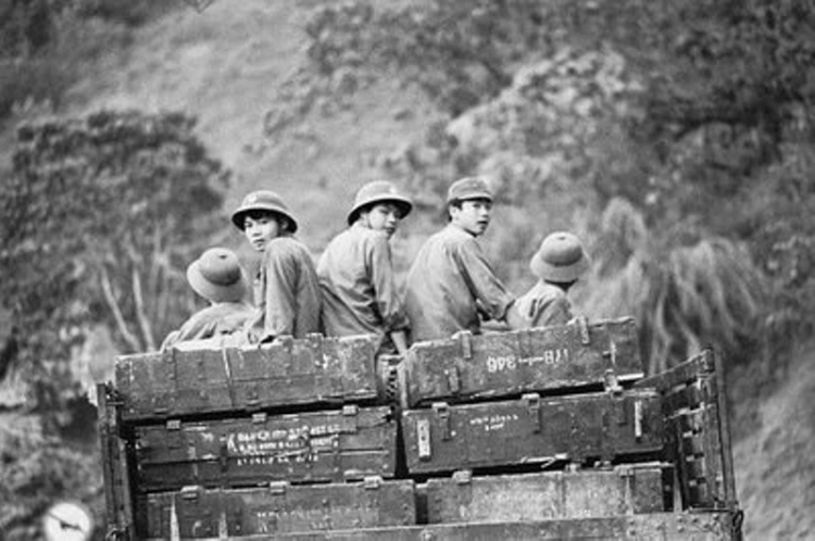[Hình ảnh] Trung Thu 2011_Chia sẻ niềm vui cùng đồng bào Chil _Láng Tranh Đà Lạt.