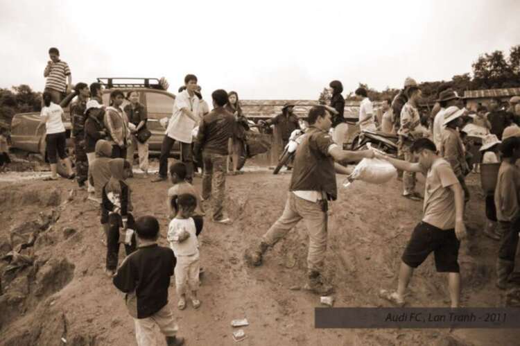 [Hình ảnh] Trung Thu 2011_Chia sẻ niềm vui cùng đồng bào Chil _Láng Tranh Đà Lạt.