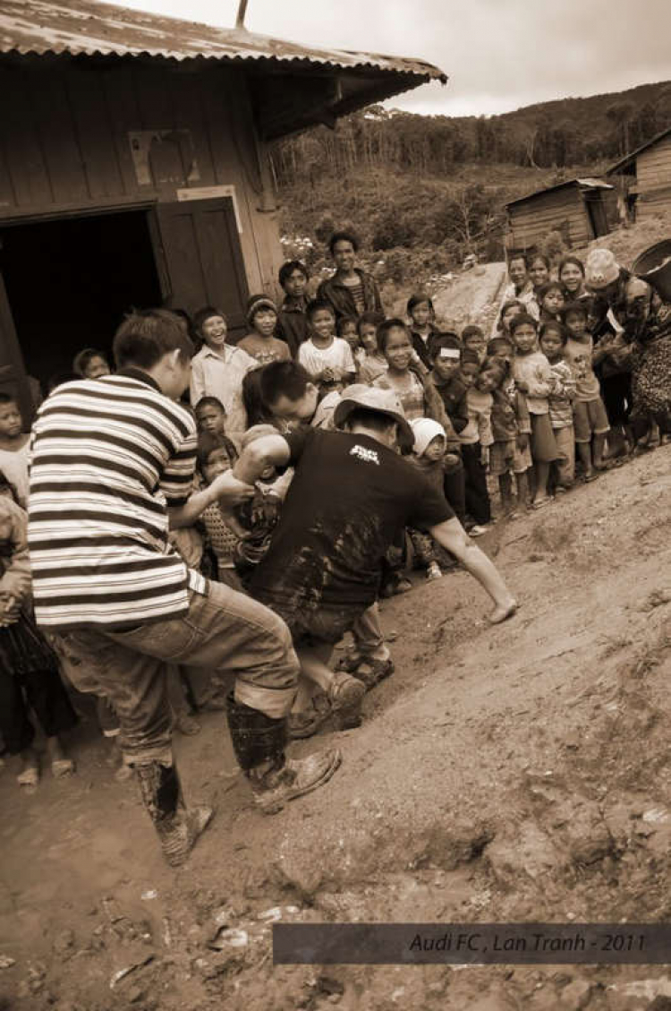 [Hình ảnh] Trung Thu 2011_Chia sẻ niềm vui cùng đồng bào Chil _Láng Tranh Đà Lạt.