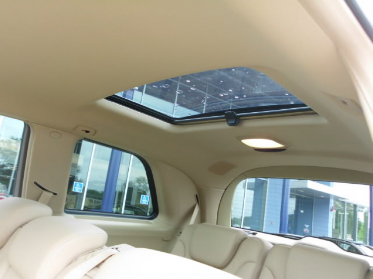 Mercedes-Benz GL350 Bluetec 2010 – To lớn nhưng tiết kiệm Mercedes-Benz GL350 Bluetec 2010 – To lớn nhưng tiết kiệm