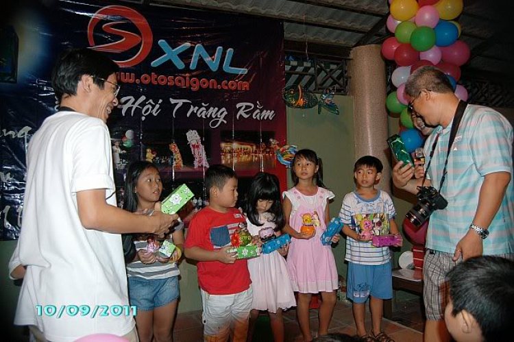 Thêm ít hình ảnh về Đem Hội Trăng Rằm XNL 2011