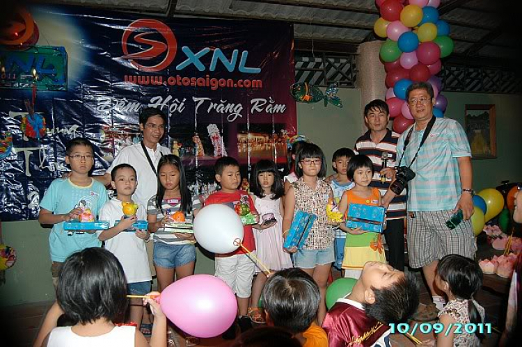 Thêm ít hình ảnh về Đem Hội Trăng Rằm XNL 2011