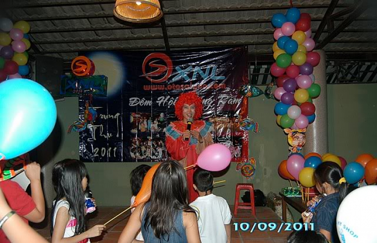 Thêm ít hình ảnh về Đem Hội Trăng Rằm XNL 2011 Thêm ít hình ảnh về Đem Hội Trăng Rằm XNL 2011