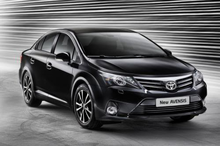 Mọi người đã thấy em này chưa? - Toyota Avensis 2012