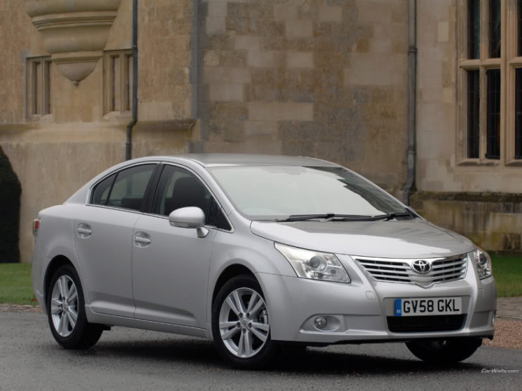 Mọi người đã thấy em này chưa? - Toyota Avensis 2012