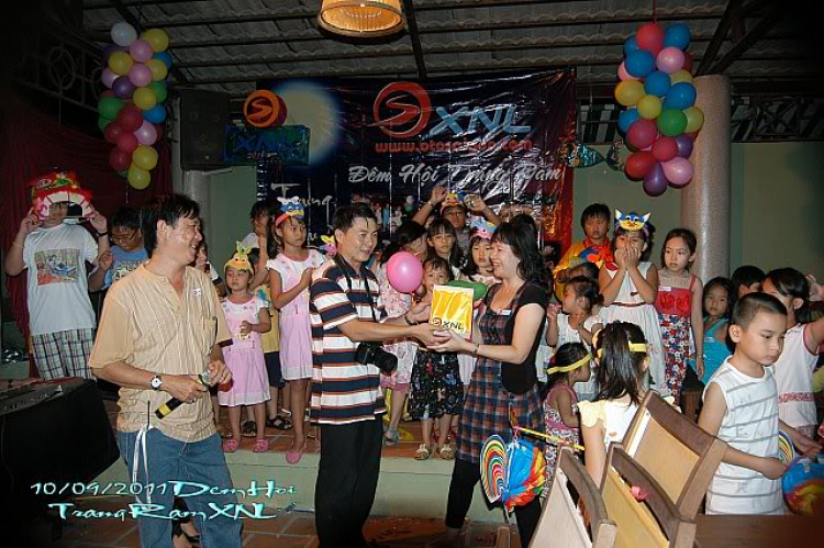 Thêm ít hình ảnh về Đem Hội Trăng Rằm XNL 2011