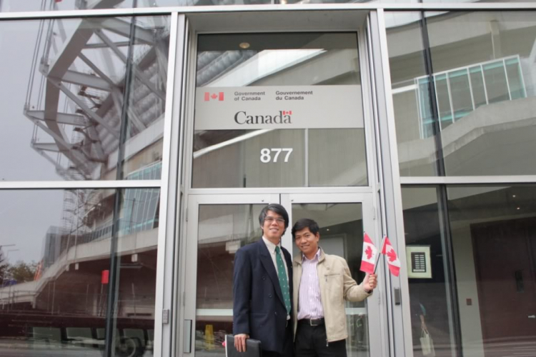 Một góc nhìn nhỏ về cuộc sống Canada. Một góc nhìn nhỏ về cuộc sống Canada.