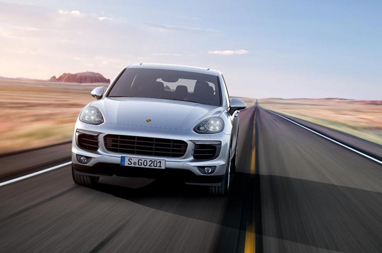 Porsche Cayenne 2015 có giá từ 4,3 tỷ đồng tại Việt Nam