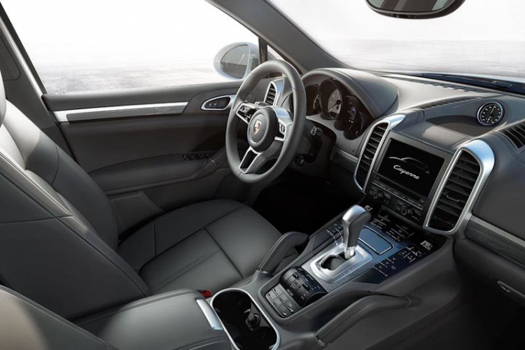 Porsche Cayenne 2015 có giá từ 4,3 tỷ đồng tại Việt Nam Porsche Cayenne 2015 có giá từ 4,3 tỷ đồng tại Việt Nam