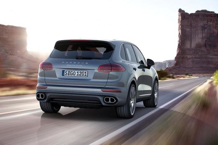 Porsche Cayenne 2015 có giá từ 4,3 tỷ đồng tại Việt Nam