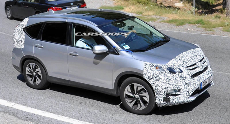 Lộ ảnh CR-V facelift 2016 đang được Honda thử nghiệm