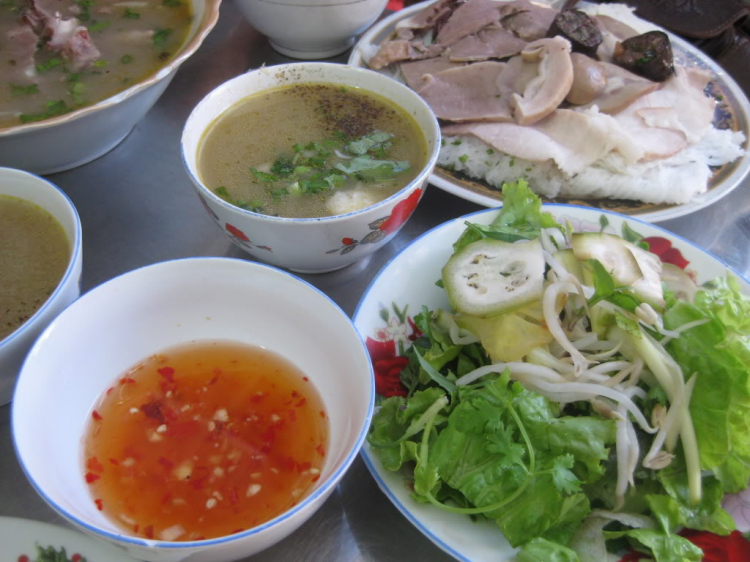 Ăn vặt ở Sài Gòn, làm sao cho "đã"?